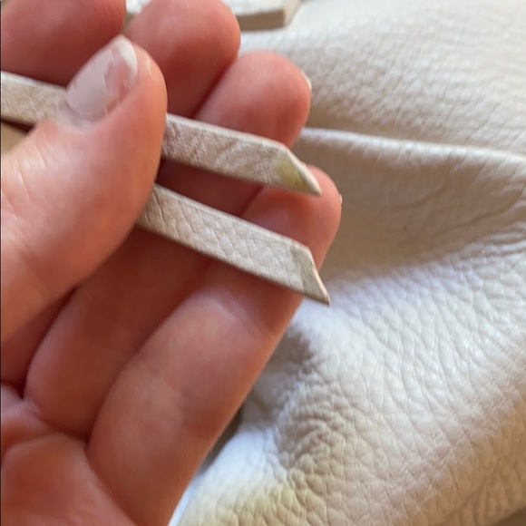 Calvin Klein - Picture 6 of 7